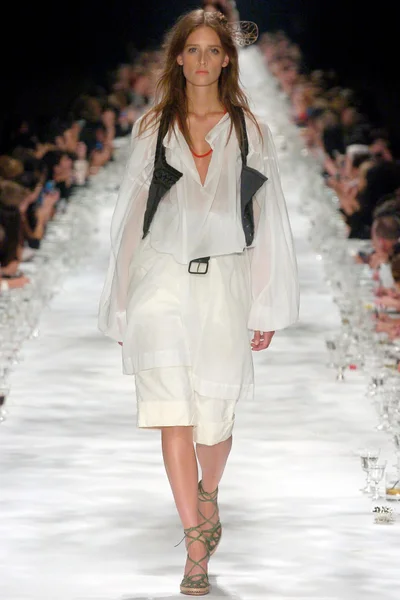 Look 2